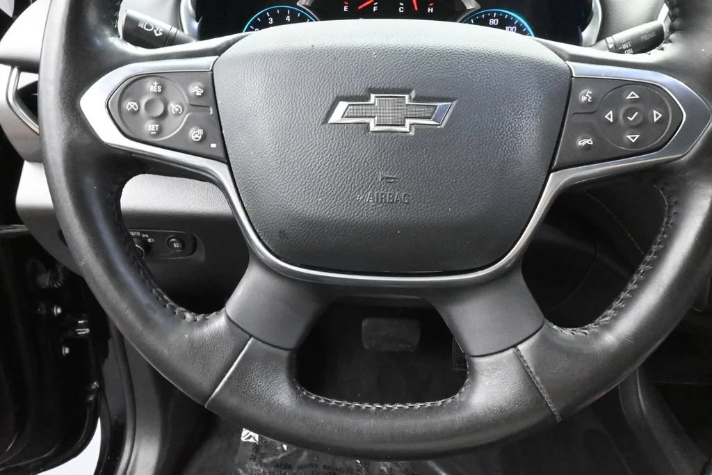 Used 2021 Mosaic Black Metallic Chevrolet RS image 39