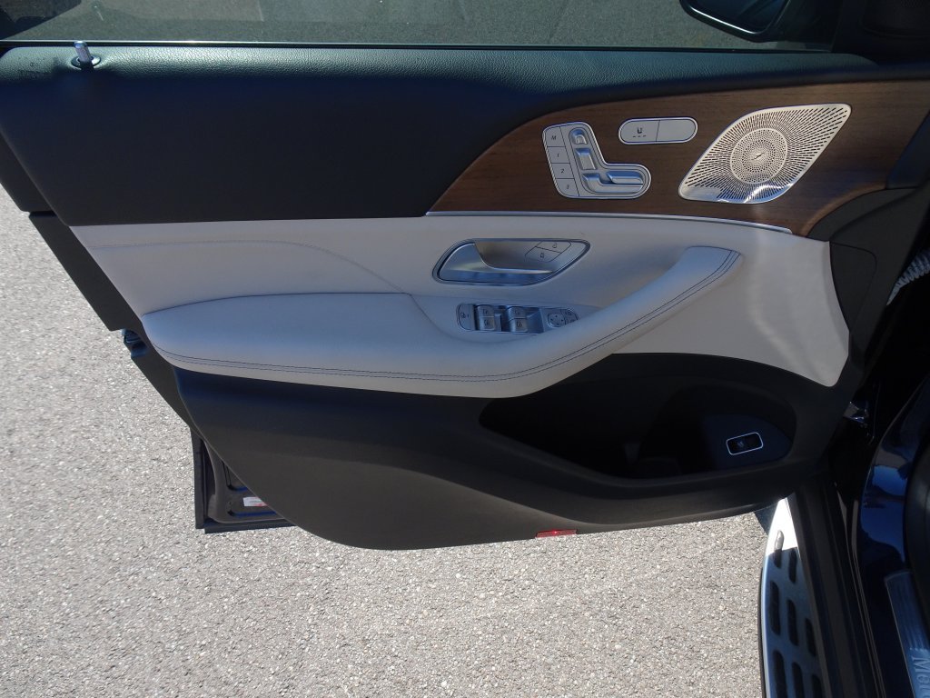 Used 2022 Lunar Blue Metallic Mercedes-Benz GLE 350 image 13