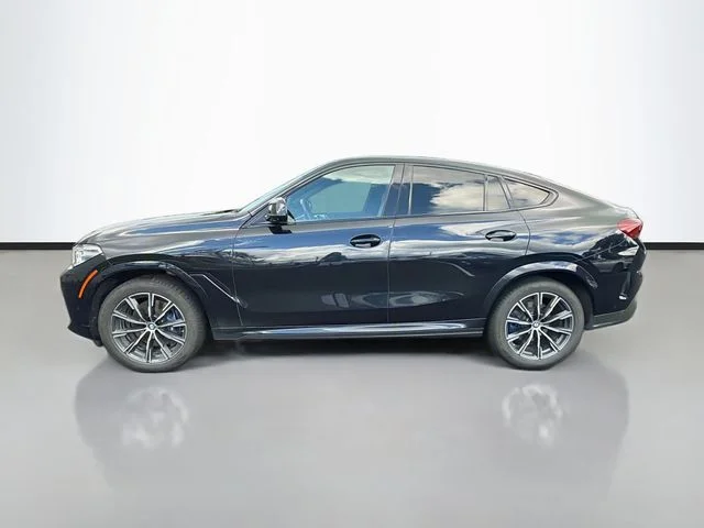 Used 2023 Black BMW xDrive40i image 4