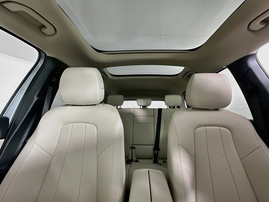 Certified Used 2026 Silver Mercedes-Benz GLB 250 image 21