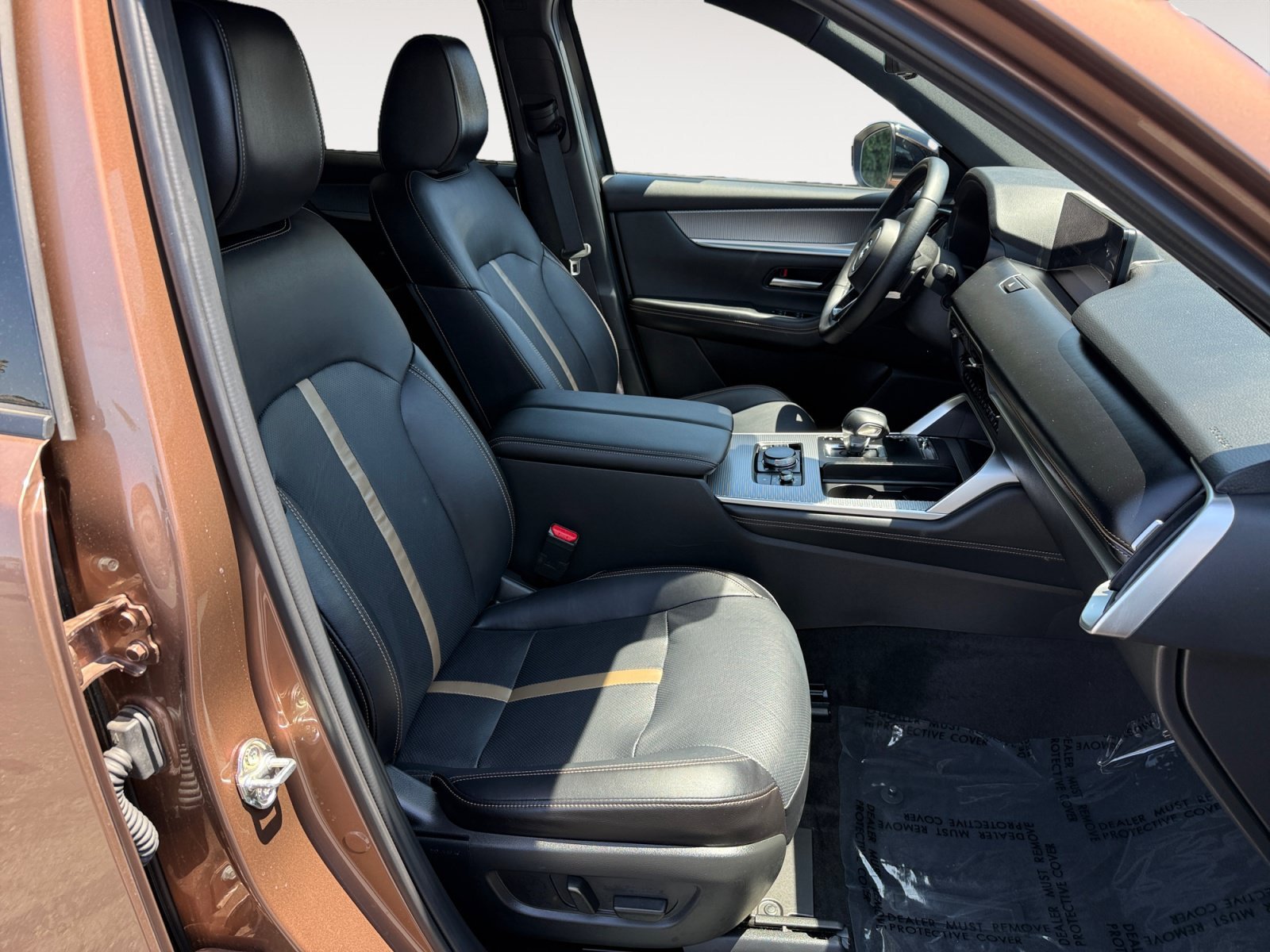 Used 2025 Copper Metallic Mazda Premium Plus image 19