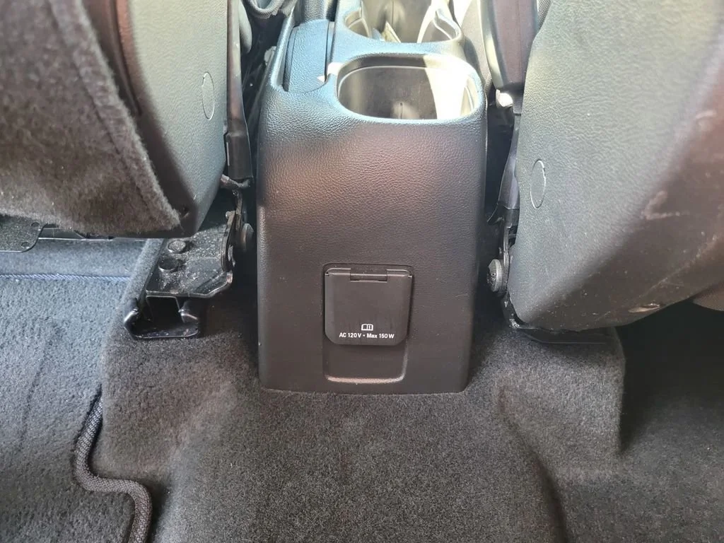 Used 2022 Summit White Chevrolet LT image 19