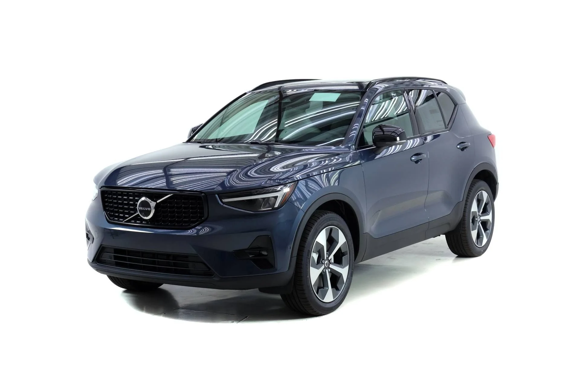 2026 Volvo XC40