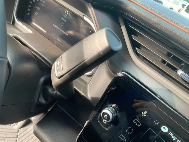Used 2026 White GMC AT4 image 30
