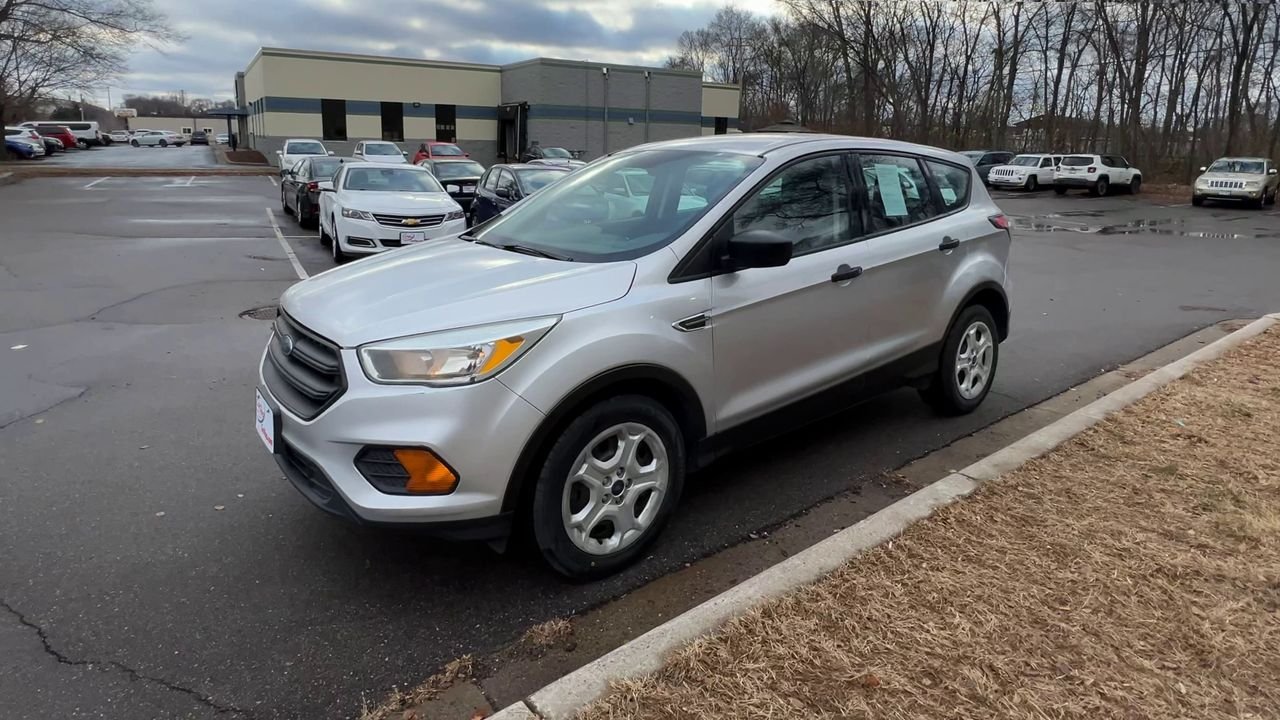 2017 Ford Escape S photo 4