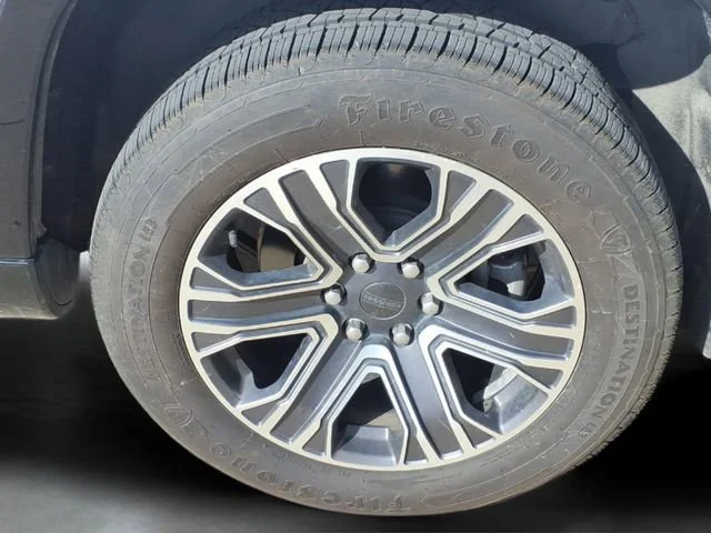 Used 2024  Jeep Series II image 31