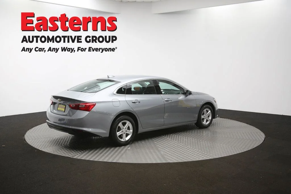 Used 2024 Gray Chevrolet LT image 39