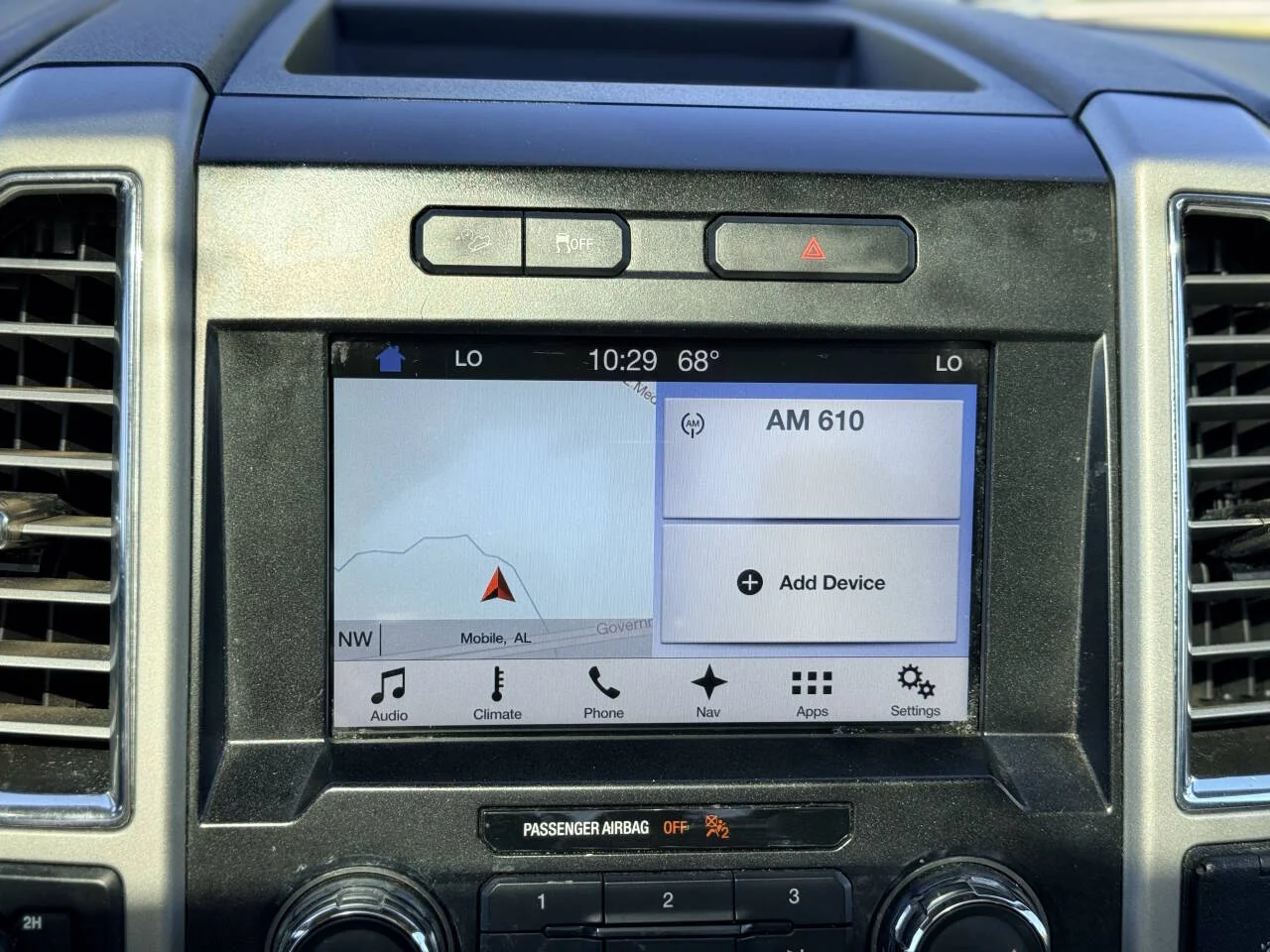 Used 2016 Red Ford Lariat 4x4 4dr SuperCrew 5.5 ft. SB image 18
