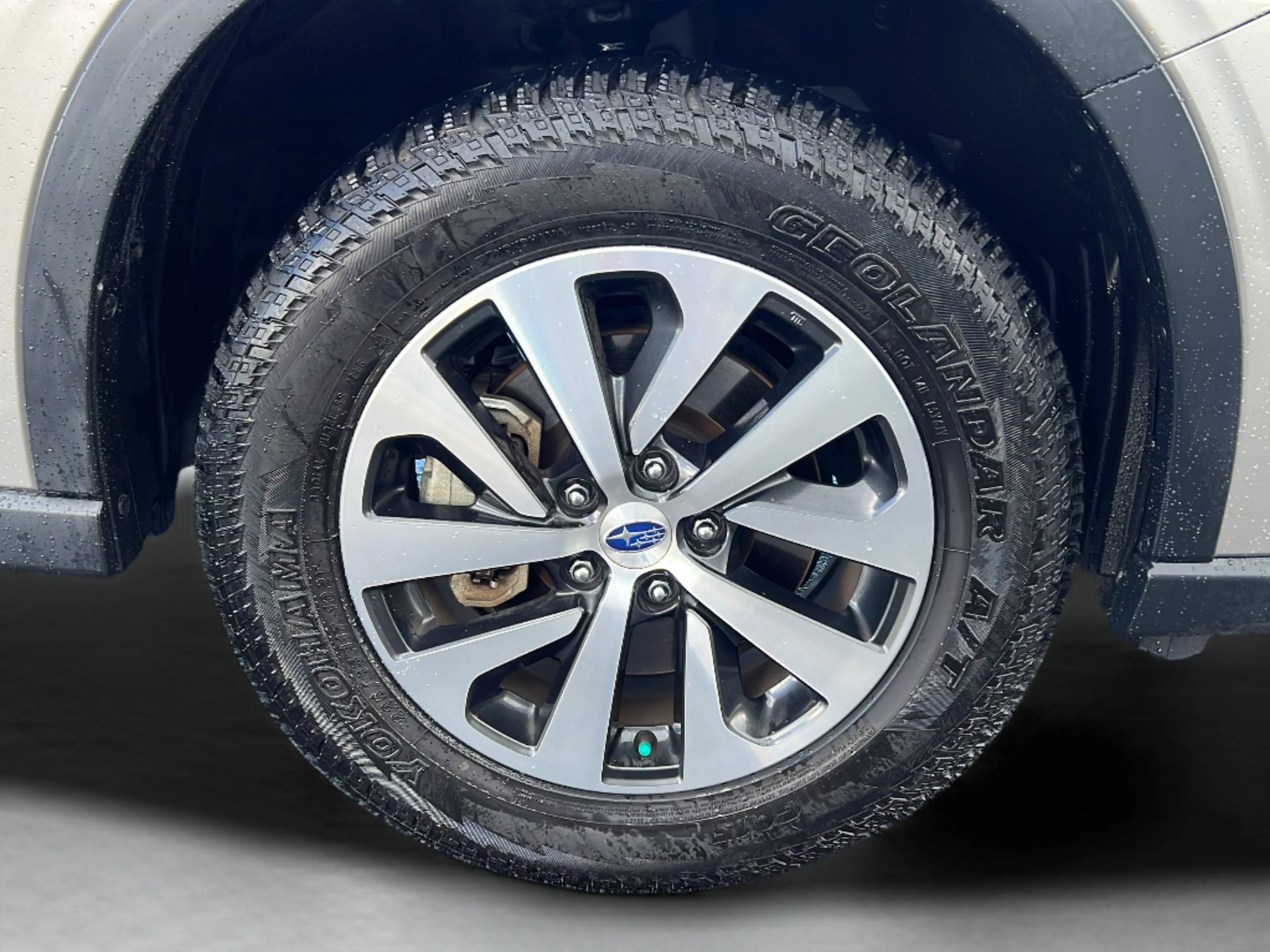 Used 2020 Tungsten Metallic Subaru Premium image 25