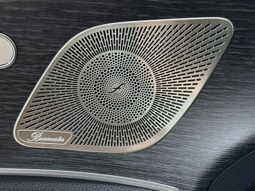 New 2026 MANUFAKTUR Silicon Grey Mercedes-Benz GLS 450 image 19