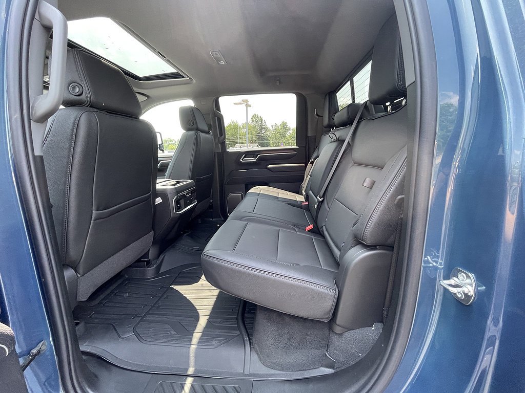 2026 GMC Sierra 3500HD Denali - Photo 16
