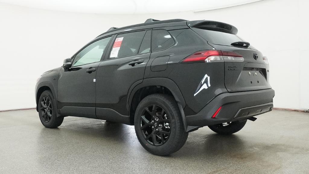 2026 Toyota Corolla Cross LE - Photo 12