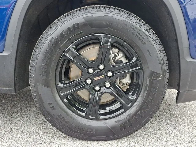 Used 2023 Blue GMC AT4 image 7