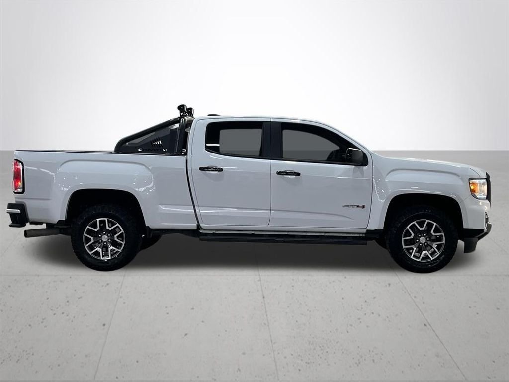 Used 2022 White GMC AT4 w/Leather image 9