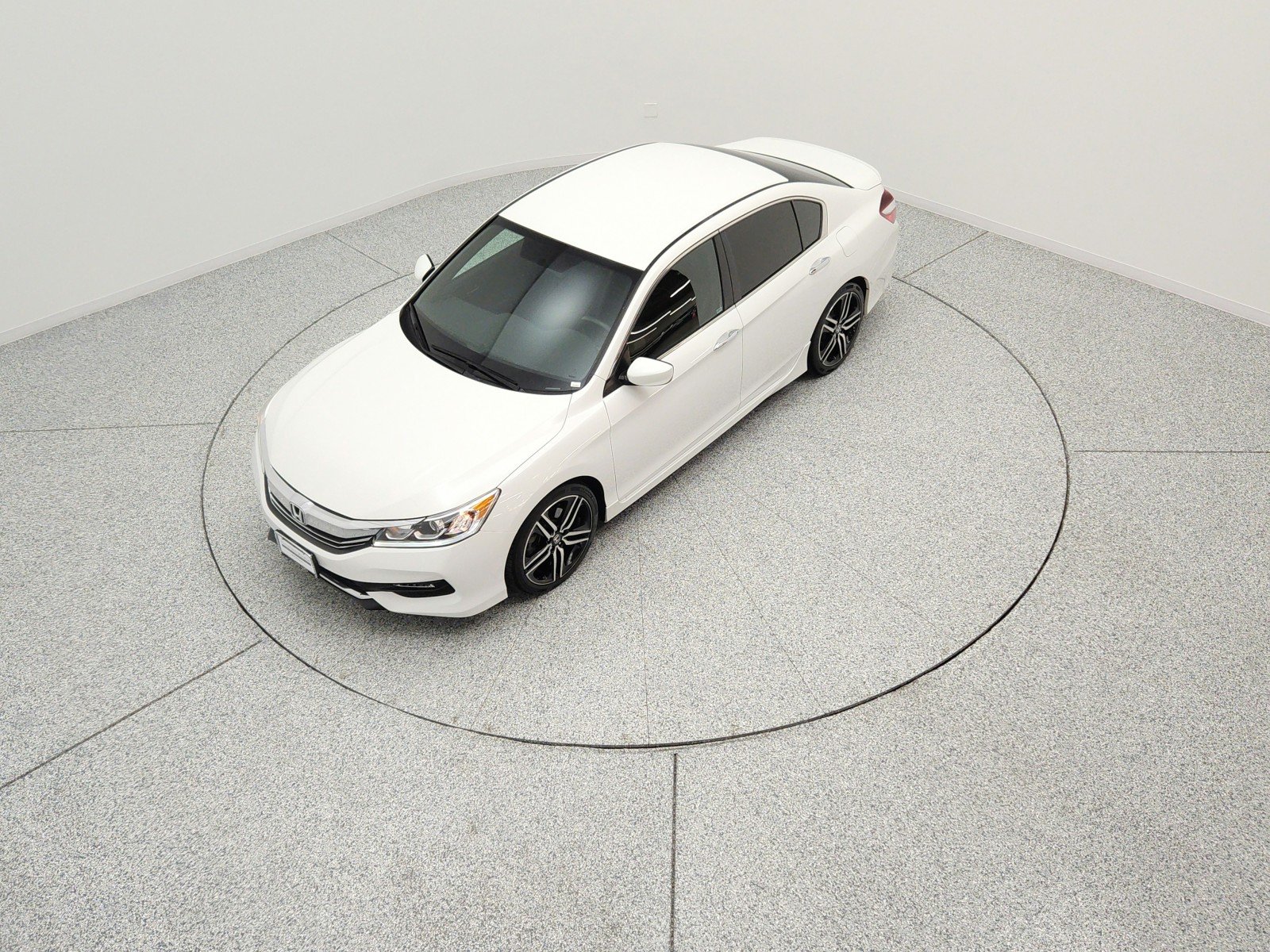 Used 2016 White Orchid Pearl Honda 4dr I4 CVT Sport image 9
