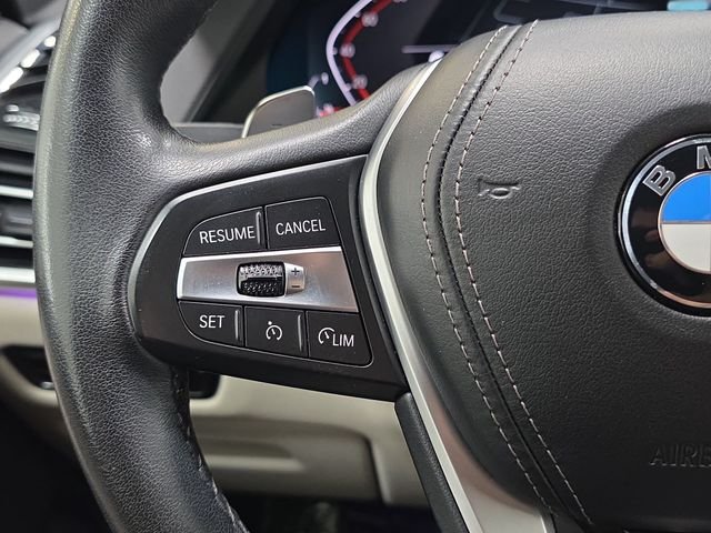 Used 2022 Jet Black BMW xDrive40i image 16