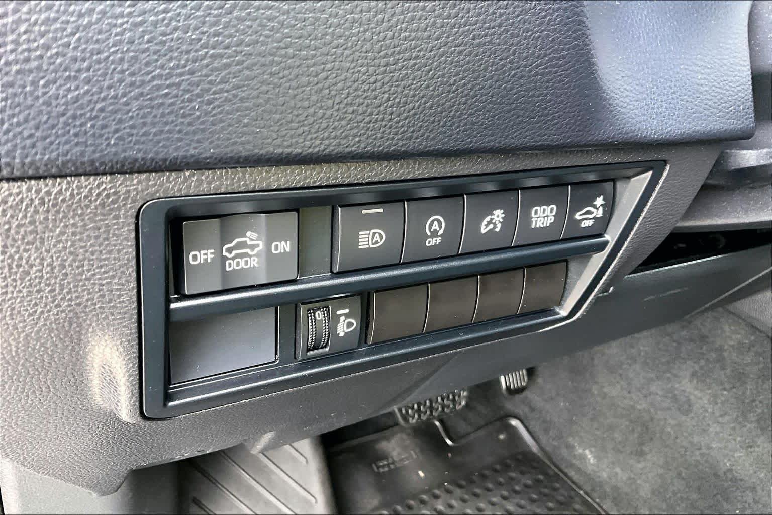 Used 2024 Midnight Black Metallic Toyota SR5 image 32