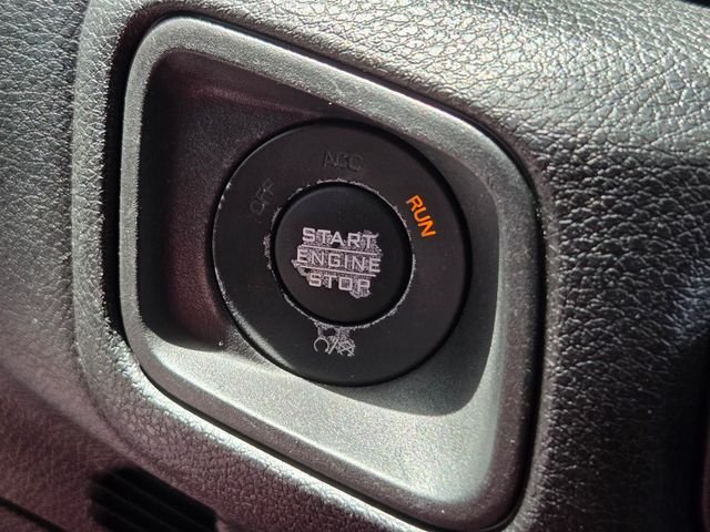 Used 2024 White Jeep Sport S image 22