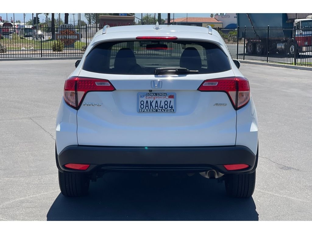 Used 2018 White Orchid Pearl Honda EX-L Navi image 5