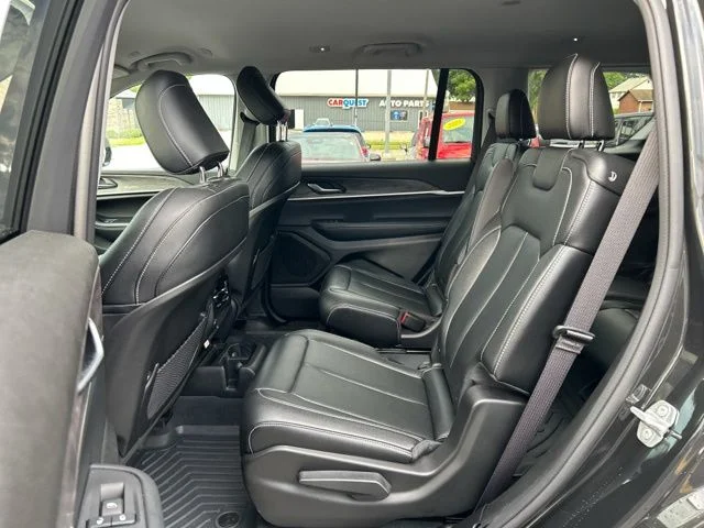 Used 2023 Gray Jeep Limited image 19
