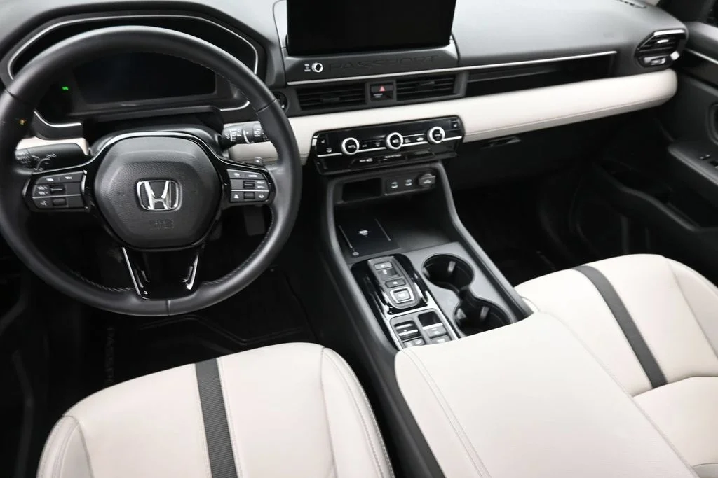 Used 2026 Blue Honda RTL image 16