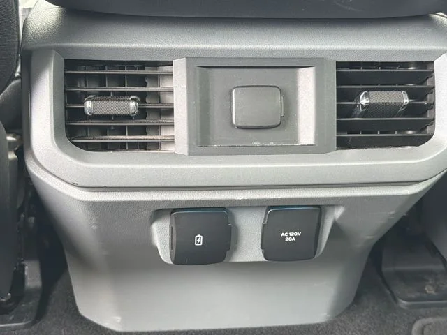 Used 2024 White Ford XLT Powerboost image 20