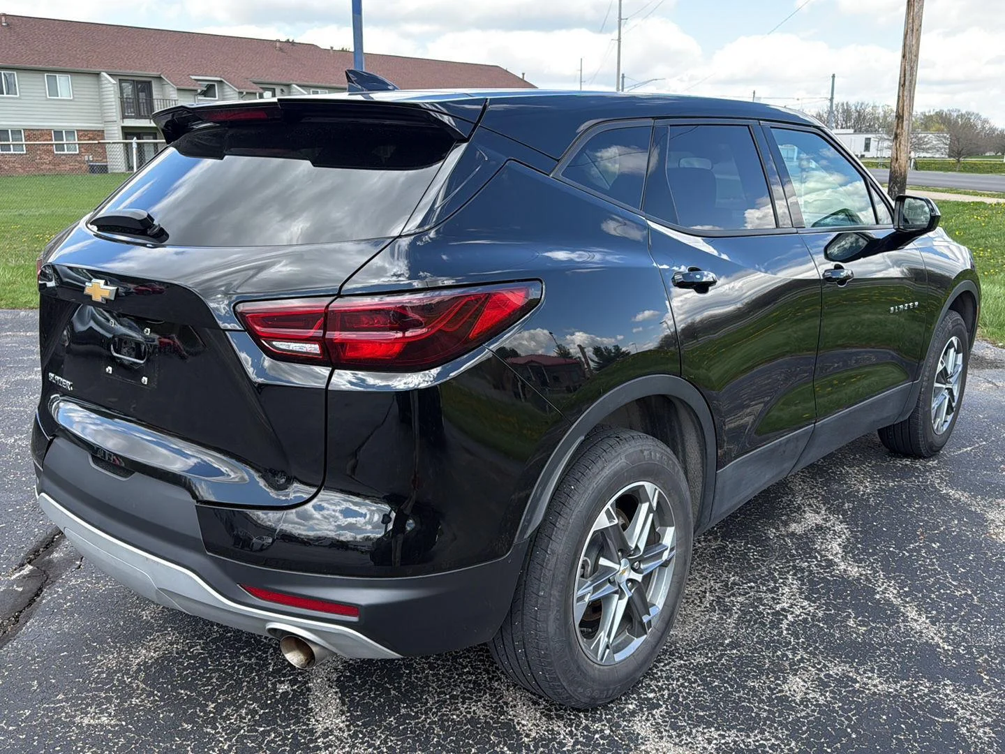 Used 2023 Black Chevrolet LT image 5