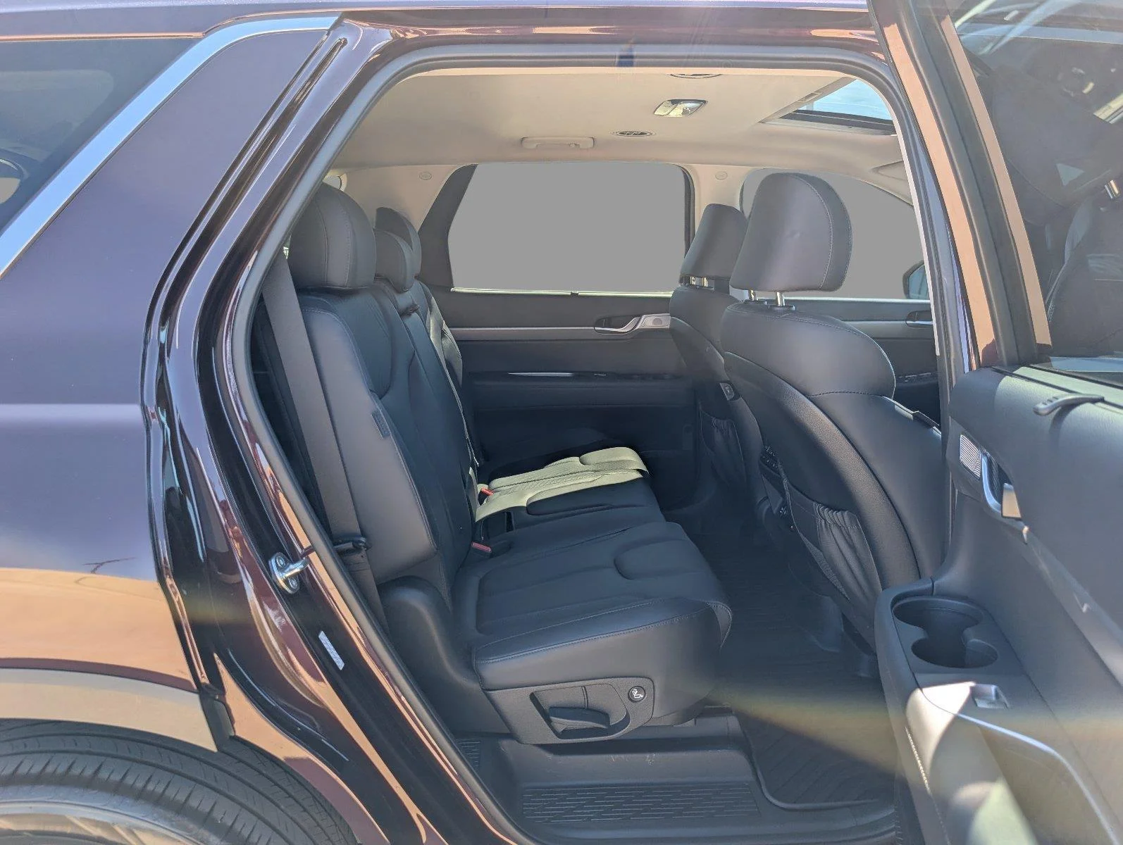 Used 2023 Sierra Burgundy Hyundai SEL image 24
