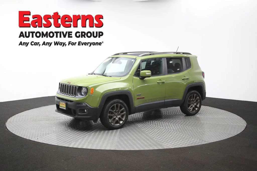 Used 2016 Green Jeep Latitude image 60