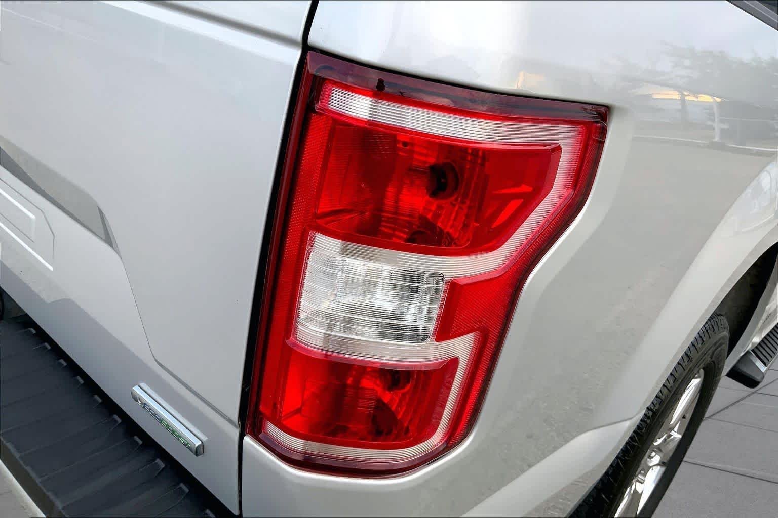 Used 2018 Ingot Silver Metallic Ford XLT image 28
