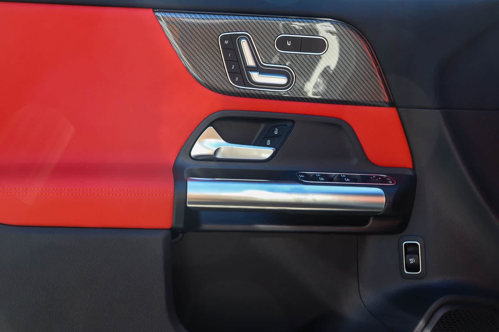 New 2026 Polar White Mercedes-Benz GLA 250 image 23