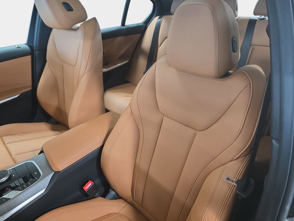 New 2026 Dravit Grey Metallic BMW 330i image 9