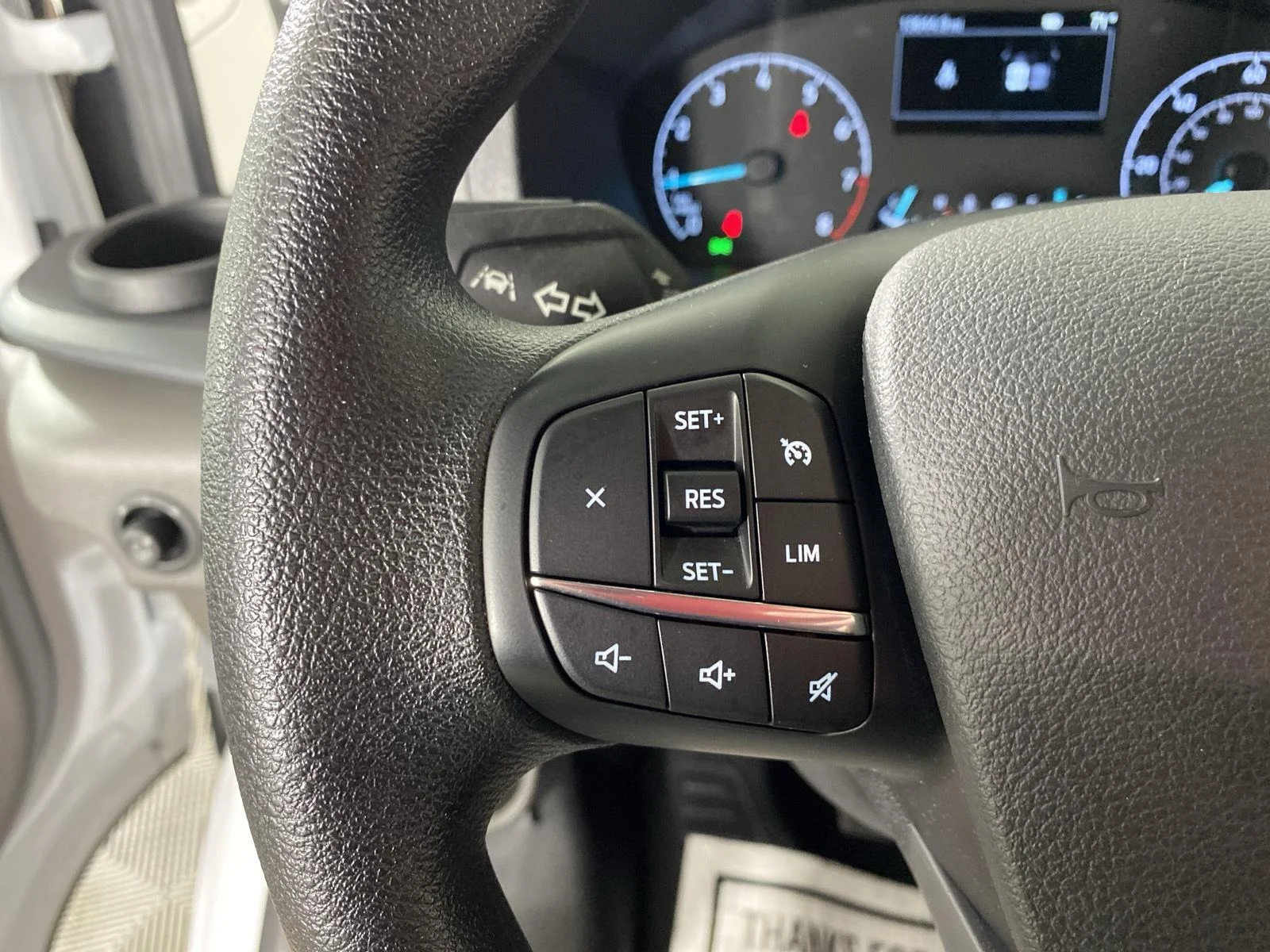 Used 2025 Oxford White Ford Base image 15