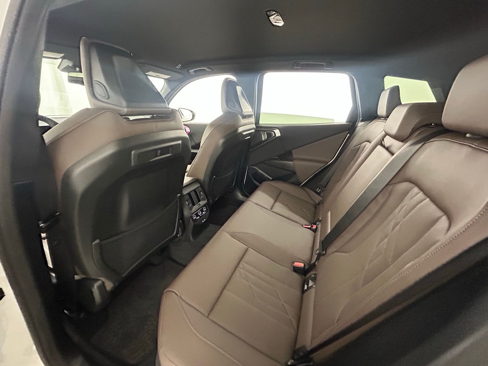 2026 BMW X3 30 - Photo 31