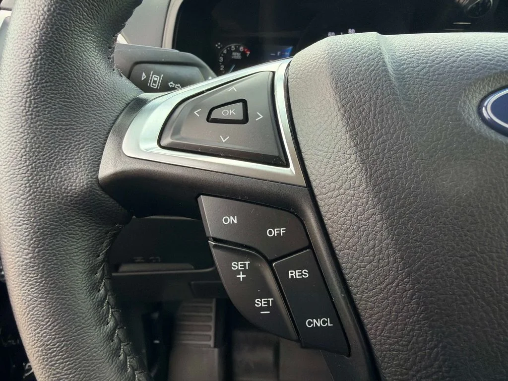 Used 2024 Agate Black Metallic Ford SEL image 30