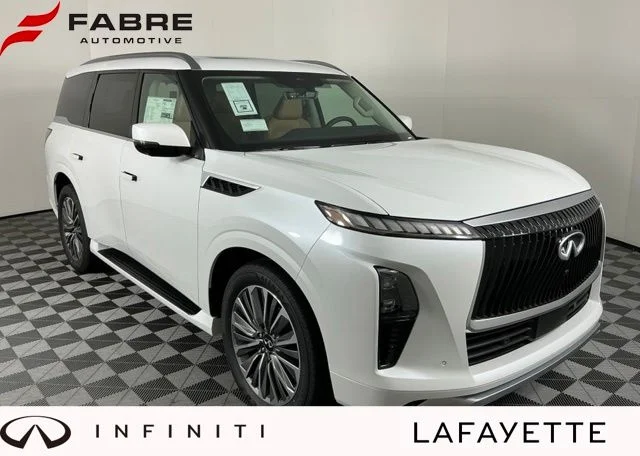 New 2026 White INFINITI LUXE image 1