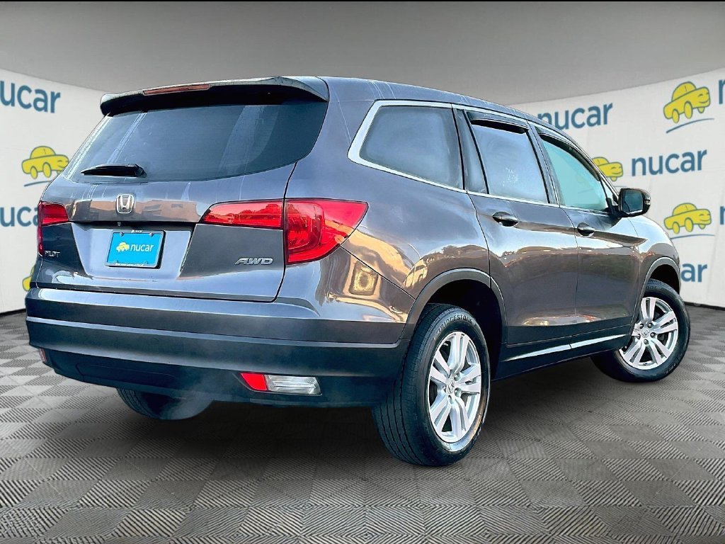 Used 2018 Gray Honda LX image 6