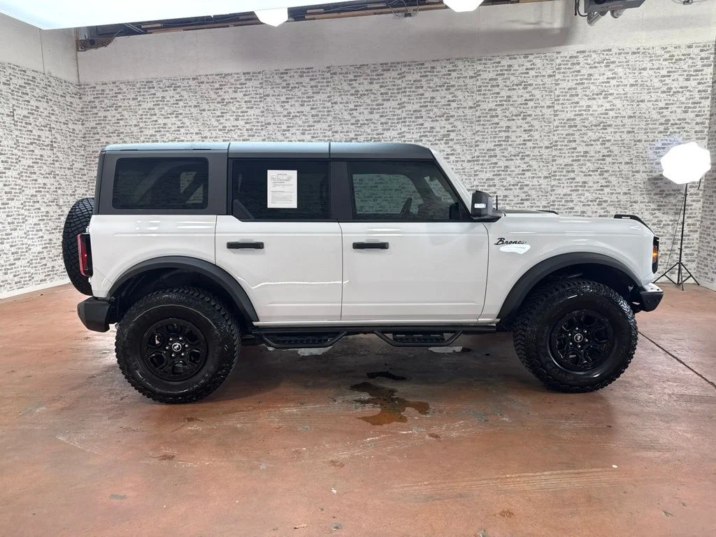 Used 2024 White Ford Wildtrak image 8