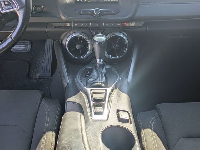 Used 2019 Silver Chevrolet 1LT image 17