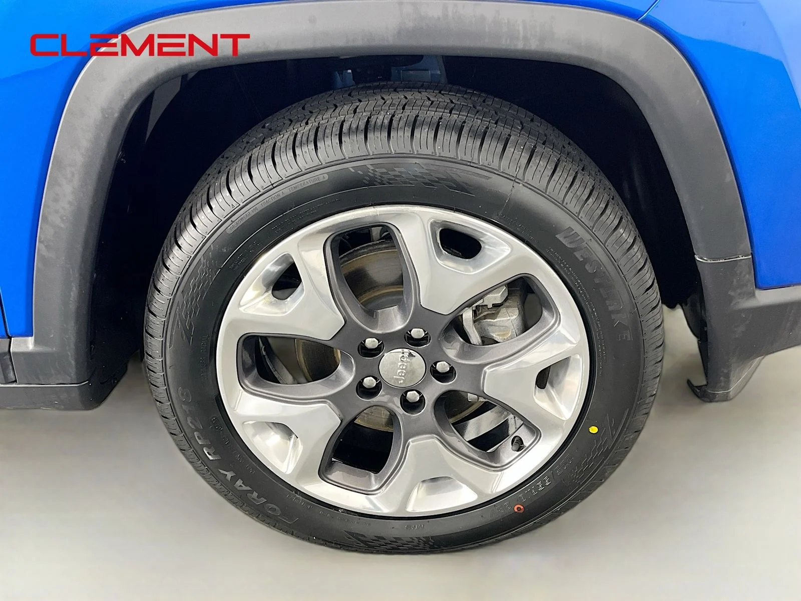 Used 2019 Blue Jeep Limited image 37