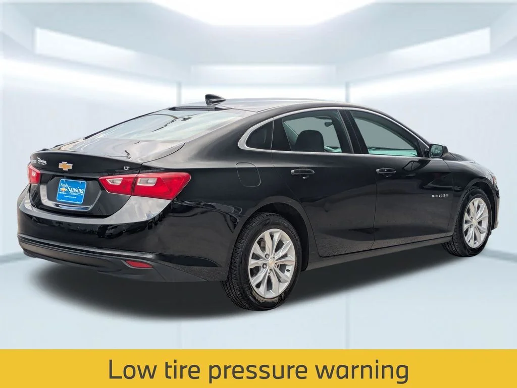 Used 2025 Black Chevrolet LT image 6