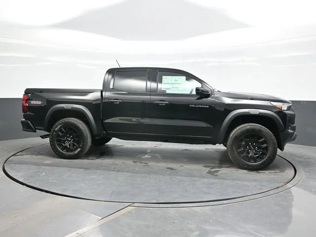 2026 Chevrolet Colorado Trail Boss - Photo 8