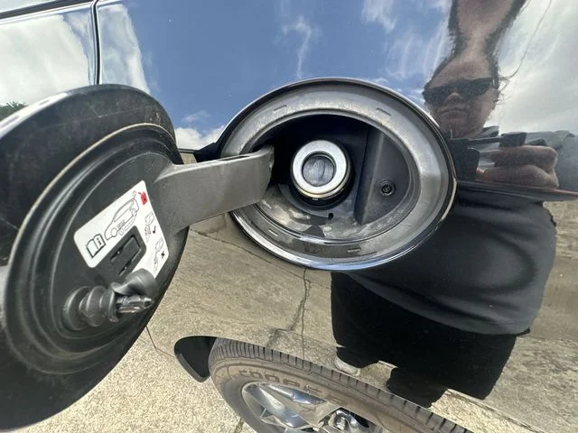 Used 2018 Black Chrysler Limited image 43