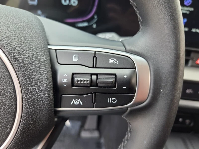 Used 2024 Ebony Black KIA EX FWD image 34