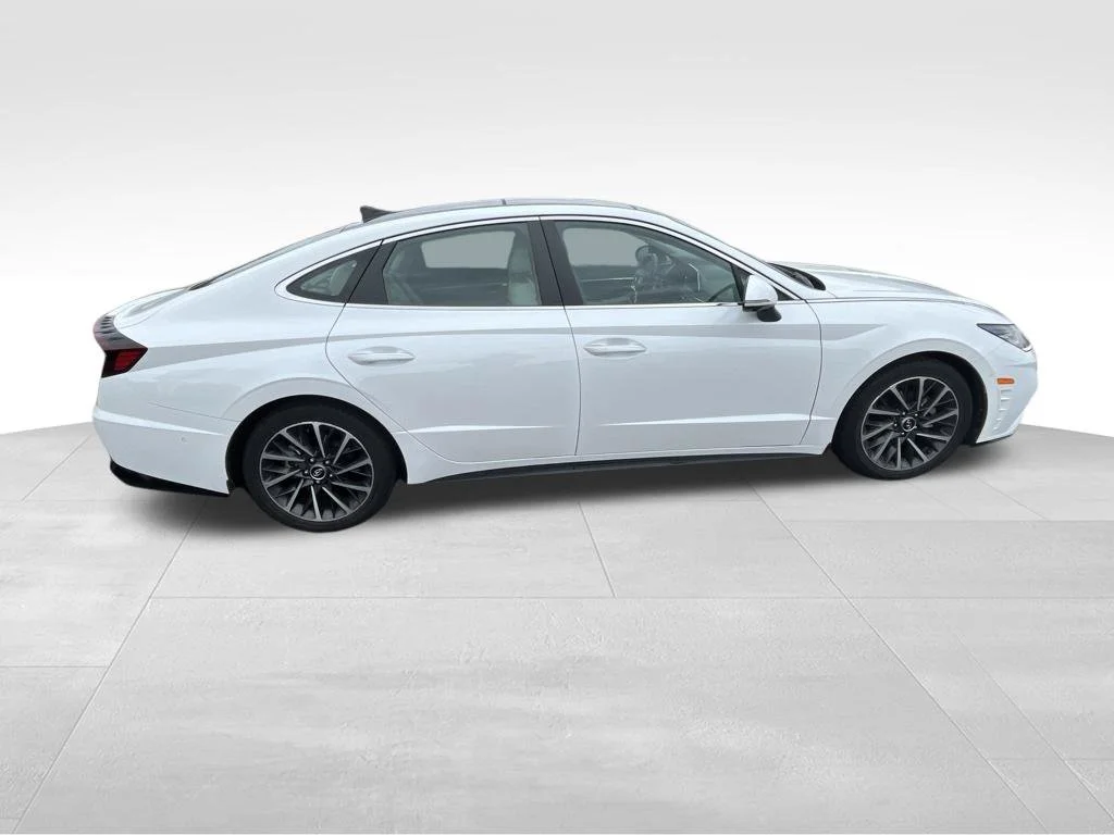 Used 2022 Gray Hyundai Limited image 19