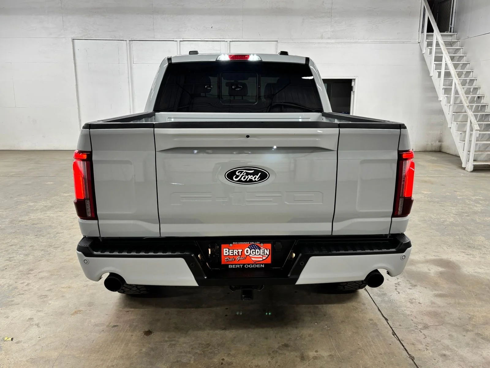 Used 2024 White Ford Lariat image 6