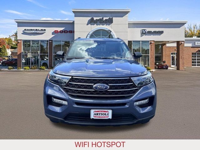 Used 2021 Blue Ford XLT image 3