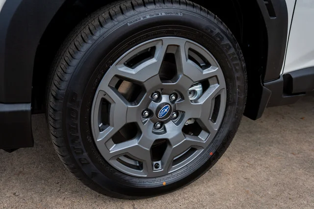 New 2026 Crystal White Pearl Subaru Premium image 14