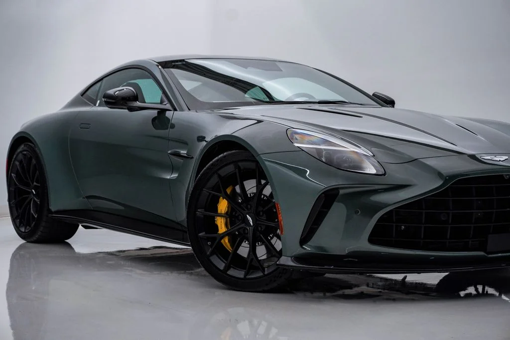 Used 2025 Q Chiltern Green Aston Martin Coupe image 2