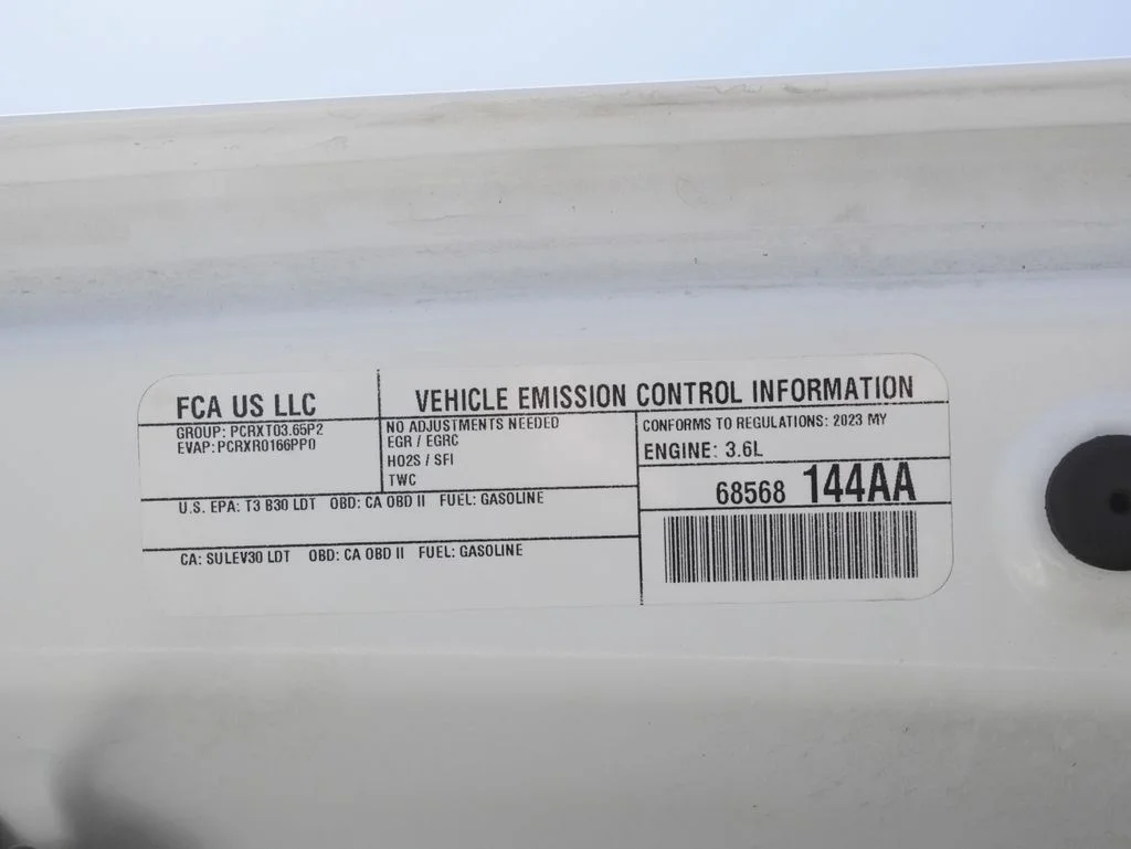 Certified Used 2023 White/off-white Jeep High Altitude image 38